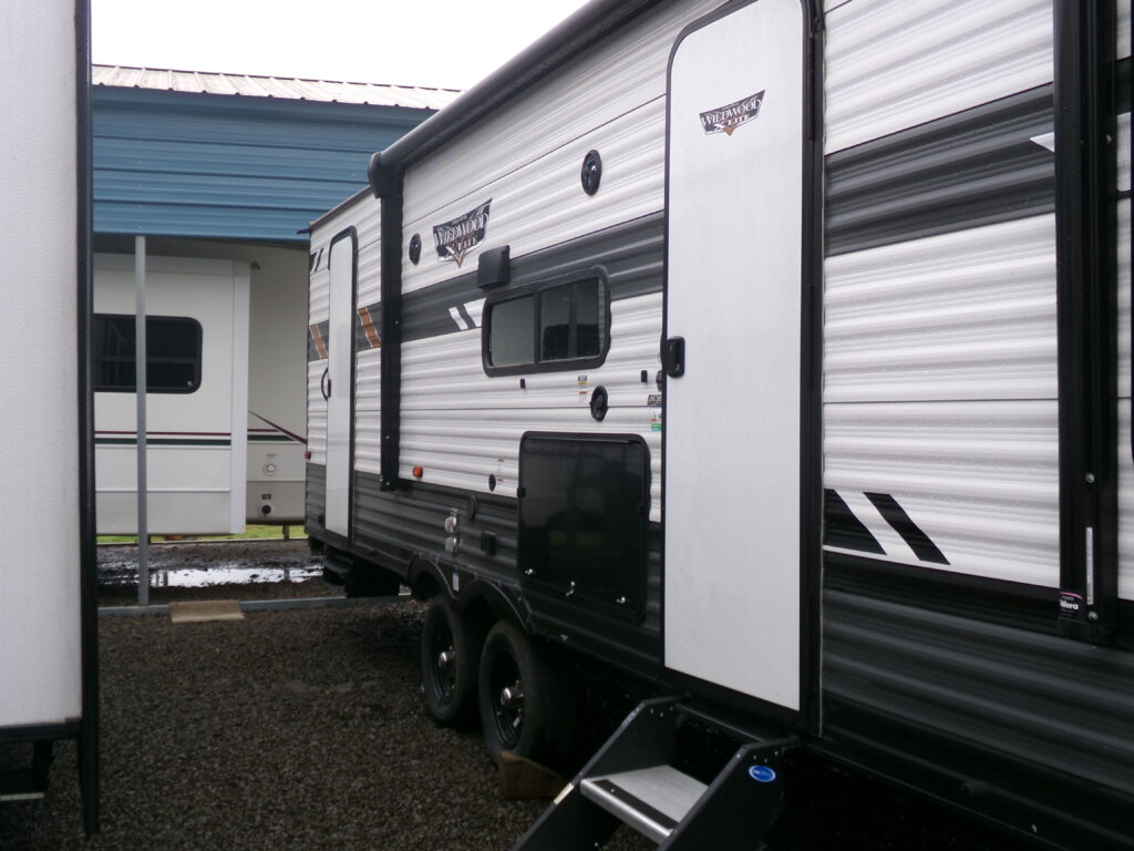 2021 Wildwood X-Lite Model 263BHXL