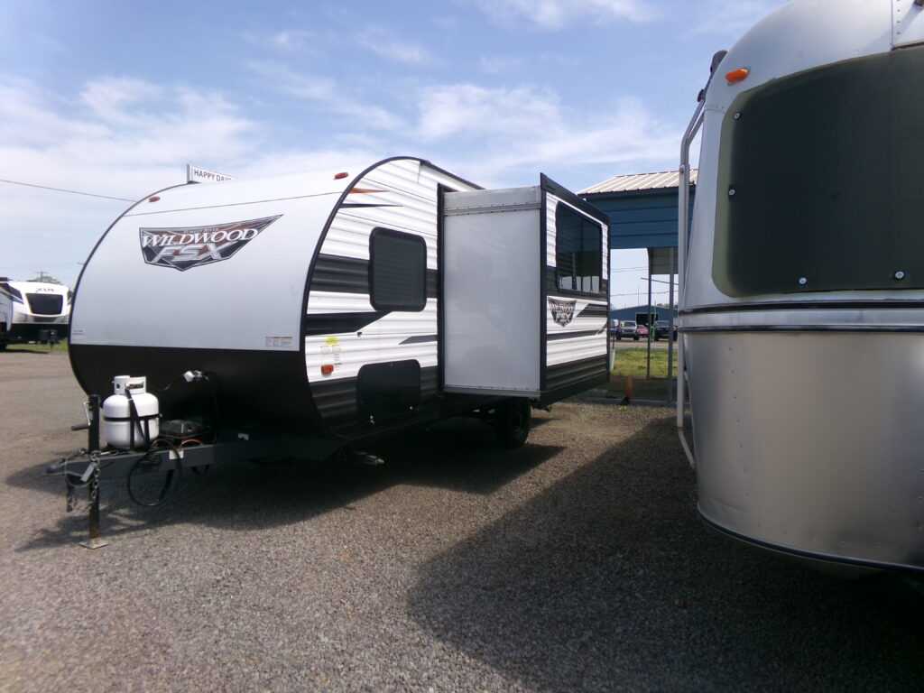 2022 Wildwood 178BHSK / 22' / Wt. 3719